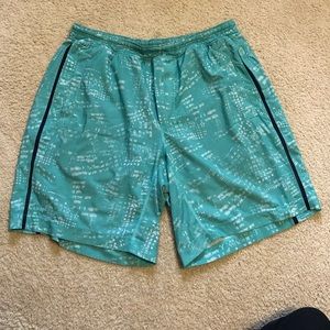 Lululemon 9” shorts size L